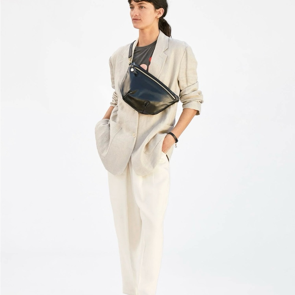 Clare V Grande Fanny - Picture 2 of 5